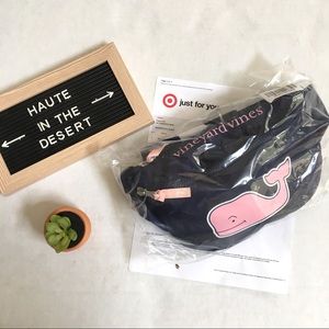 Vineyard Vines Bags - NWT Vineyard Vines whale Target Fanny Pack in hand Vineyard Vines Bags - NWT Vineyard Vines whale Target Fanny Pack in hand